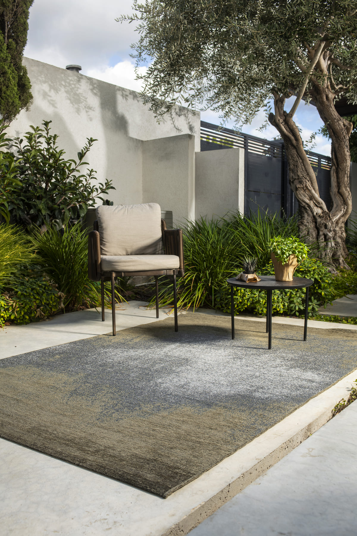 שטיח קריסטל אאוטדור POCHY ירוק אפור